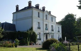 Manoir Le Parc Near Paris & Disneyland